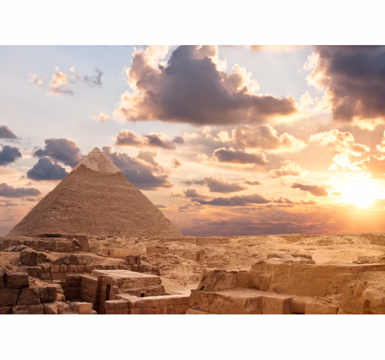 Piramide oblikujejo stenske poslikave - TenStickers