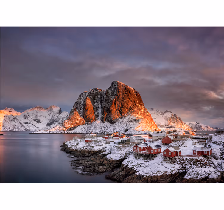 Snowy mountain dusk fototapeta z gorami - TenStickers