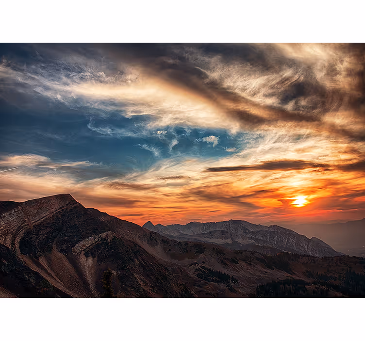 Grand mountain dusk fototapeta z gorami - TenStickers