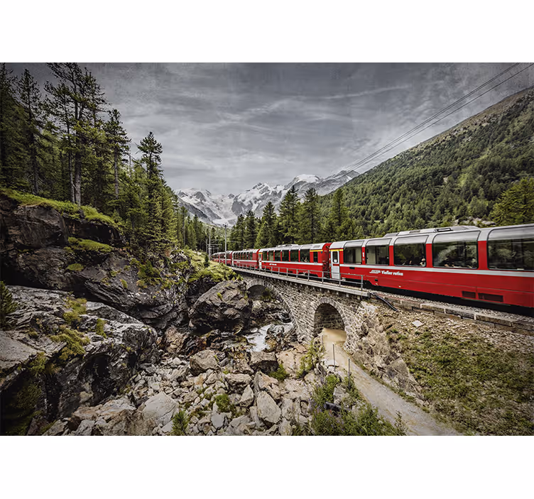 Mountainous train journey fototapete mest in držav - TenStickers