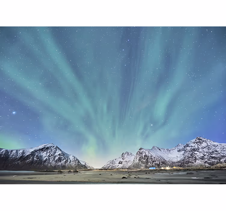 Northern lights experience fototapeta z gorami - TenStickers