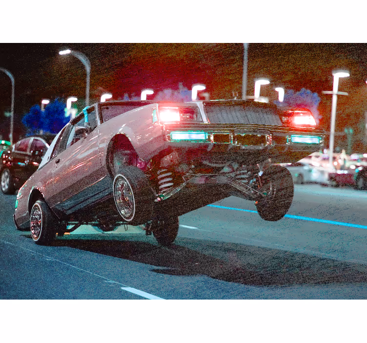 Classic car stunt fototapeta z vozili - TenStickers