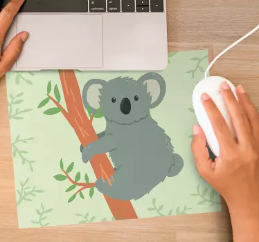 Playful koala climbing originalna podloga za miško - TenStickers