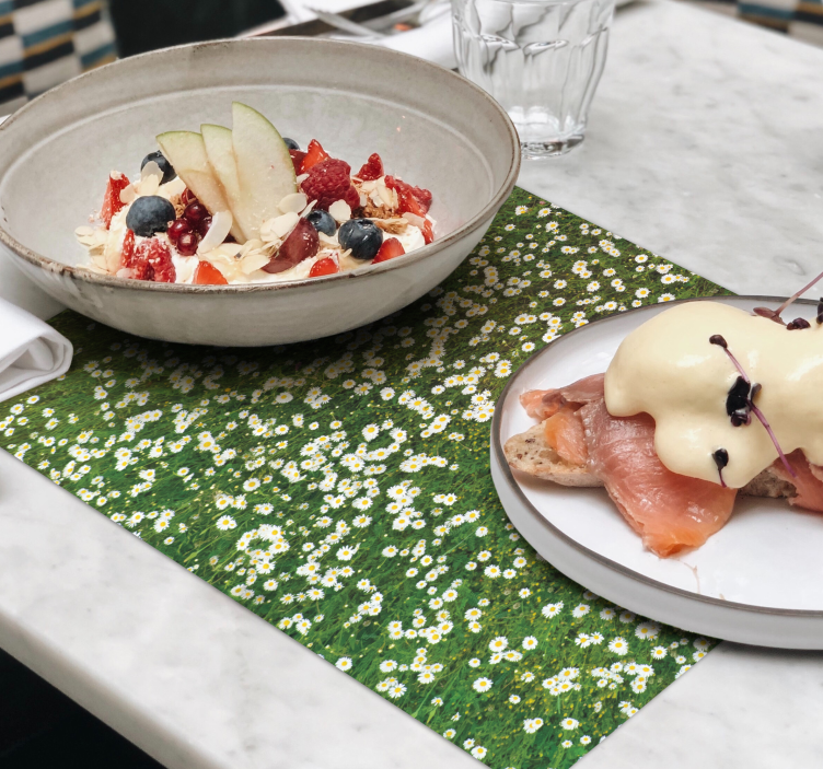 Cvetlični travnik pravokotne vinilne pogrinjke - TenStickers