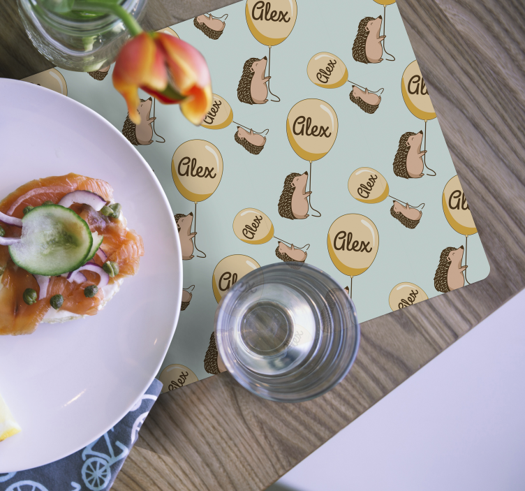 Dišavnice z balonom in poimenujejo domače krake - TenStickers