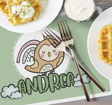 Cute owl character otroški pogrinjek za mizo - TenStickers