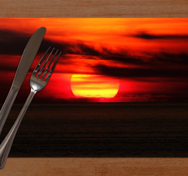 Sunset over ocean elegantna pogrinjek - TenStickers