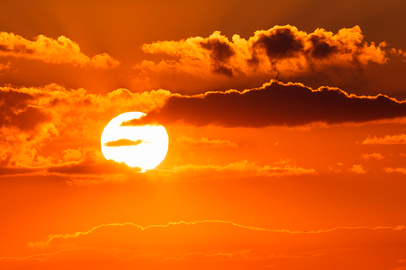 Sunset sky scene moderno postavitev mize - TenStickers