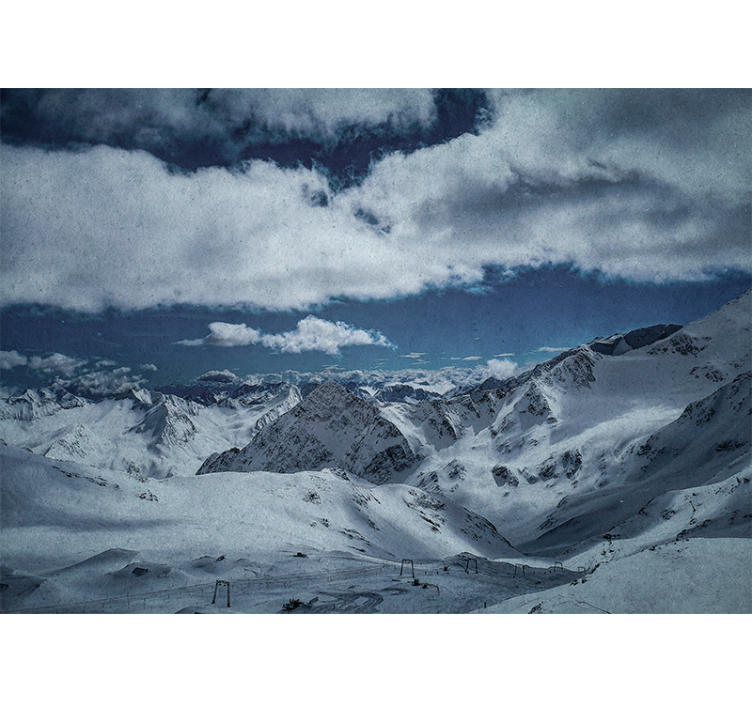 Snow-capped mountain summits fototapeta z gorami - TenStickers