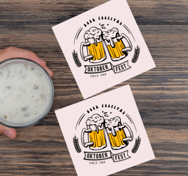 Oktober fest cheers podstavek za pivske kozarce - TenStickers