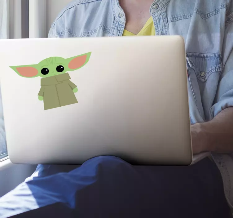 Baby yoda nalepka za kožo prenosnika - TenStickers