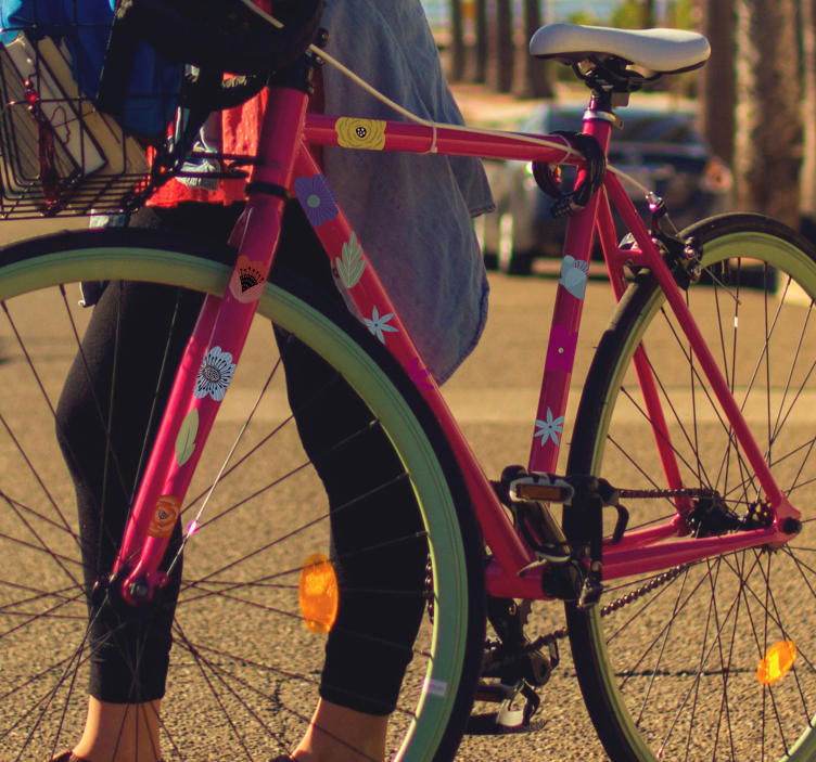 Nalepka za otroške kolesce s cvetjem - TenStickers