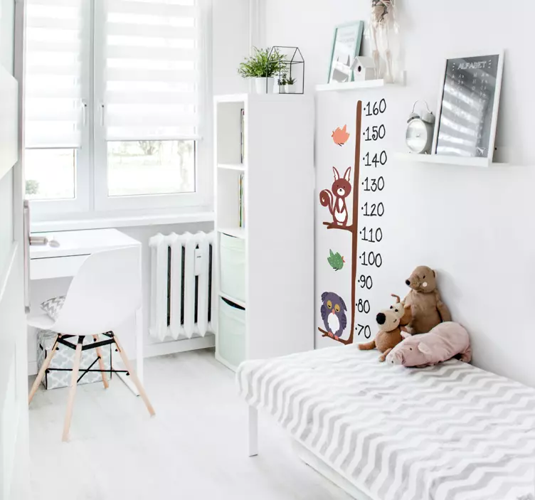 Stenska nalepka s tabelo višine sove in zajca - TenStickers