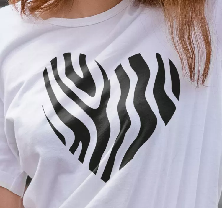 Majica s srcem s potiskom zebra - TenStickers
