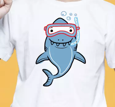 Happy shark diving majica - TenStickers