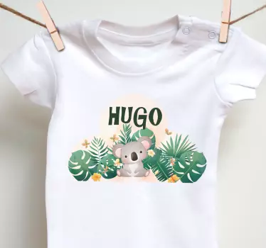 Srčkana koala za fantka z imenom otroška majica - TenStickers