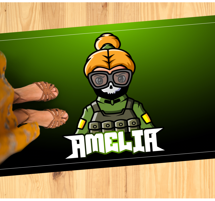 ženska vojakinja z imenom Vinilna preproga za najstnike - TenStickers