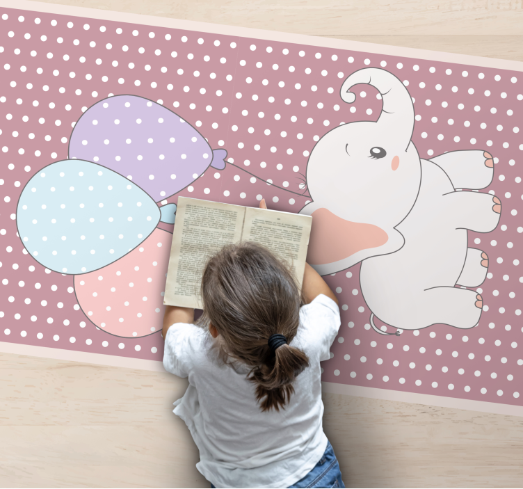 Slon igra z balonom Vinilna preproga za dojenčke - TenStickers