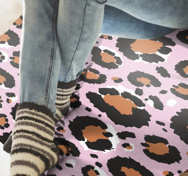 Roza leopardji motiv vinilni tepih s potiskom živali - TenStickers